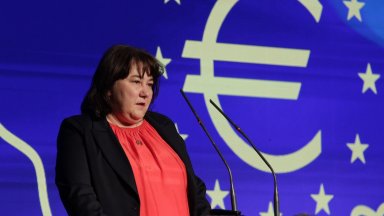 Росица Велкова описа докъде сме по пътя към еврозоната: Защо не достигаме ценовия критерий