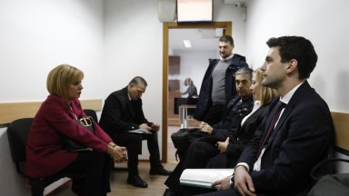 Административният съд в София отмени решението на ЦИК за общото