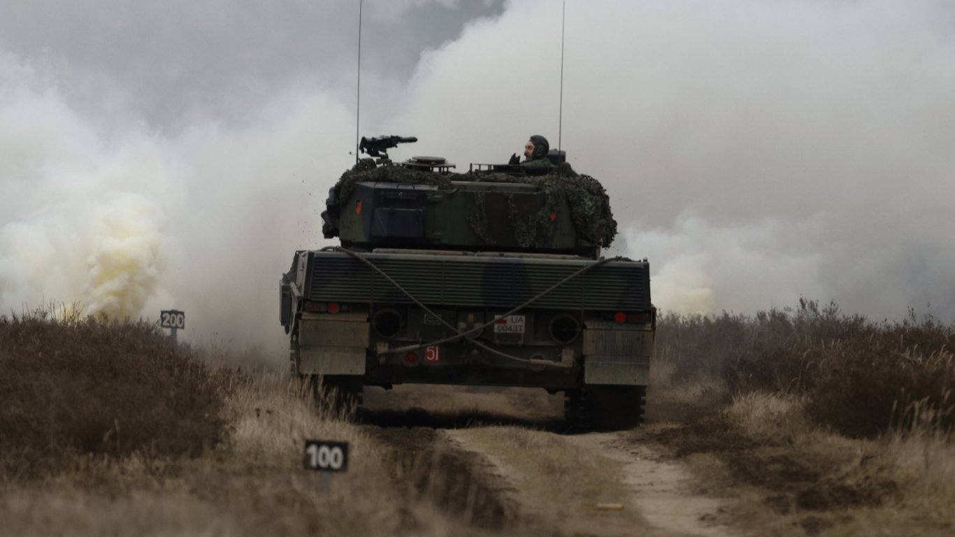 Министърът на отбраната: Полша изгражда една от най-мощните армии в Европа