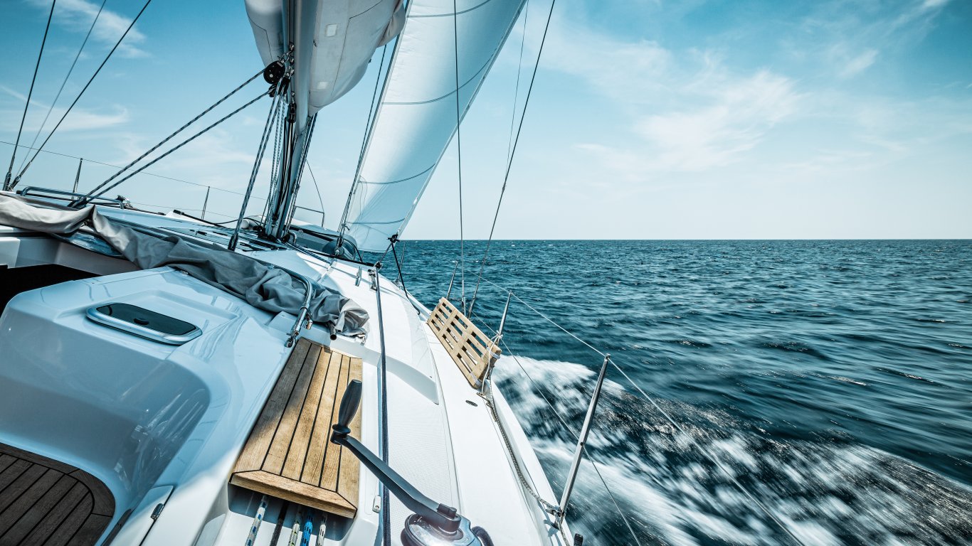 Консулството ни в Солун започва да издава удостоверения на българите водачи на кораби