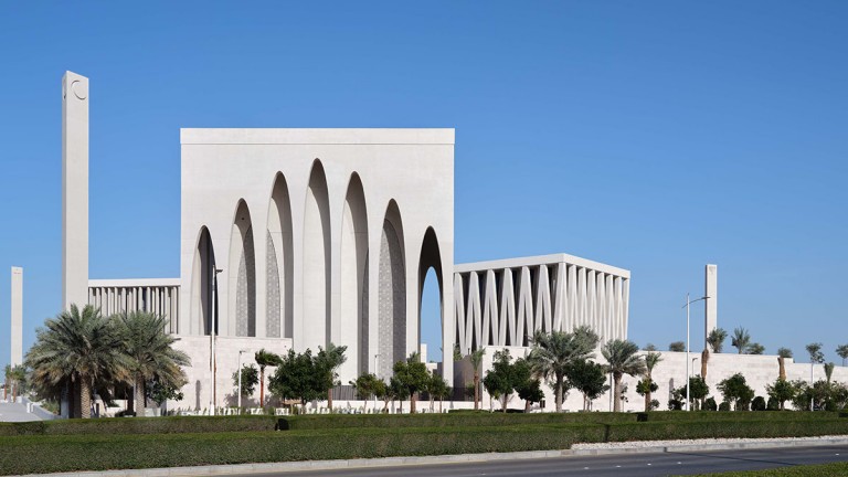 За първи път в света - в Абу Даби бе открит комплекс с джамия, синагога и църква