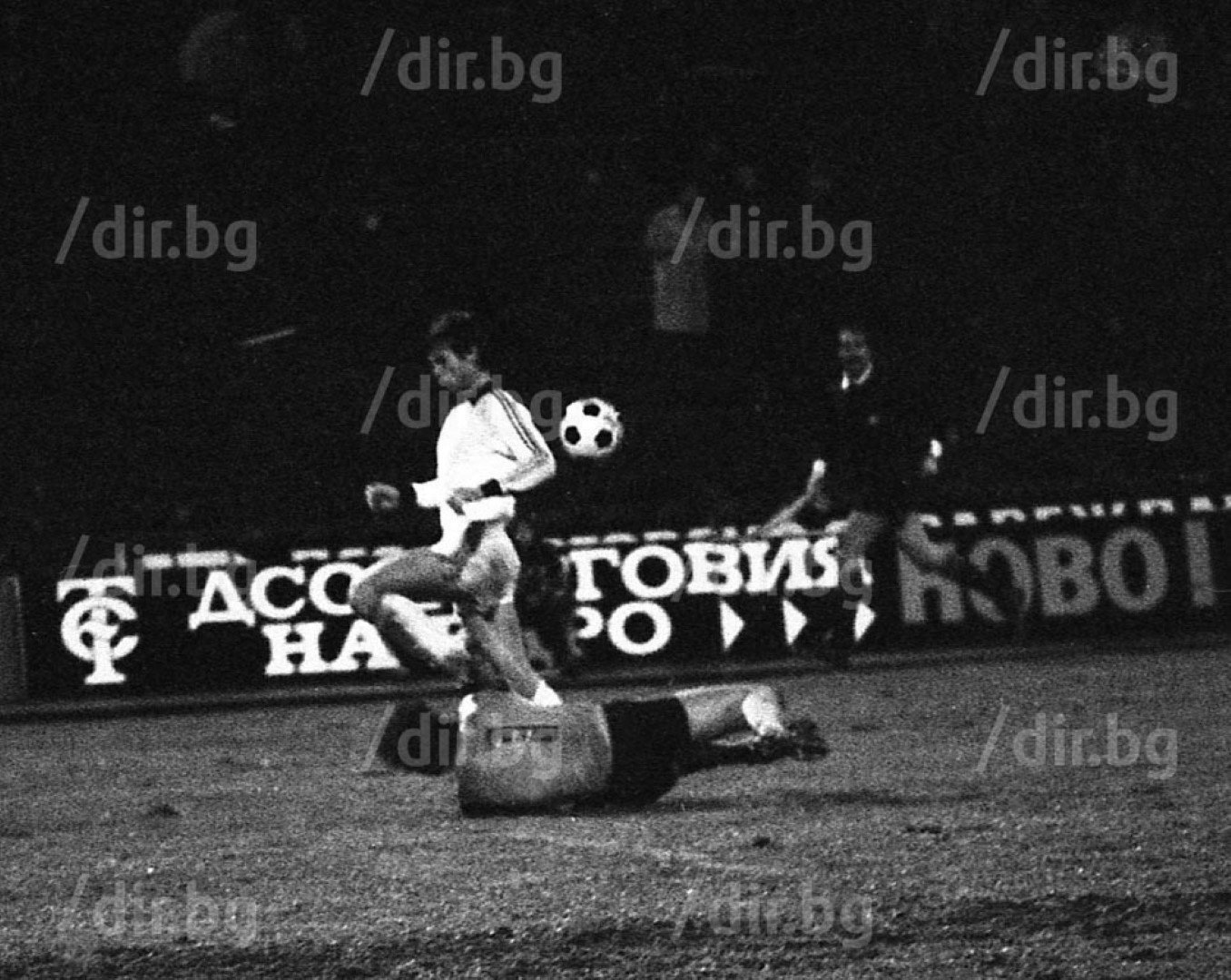 4 март 1981 г., Славия - Фейенорд 3:2, първи четвъртфинал за КНК, стадион "Васил Левски" в София.