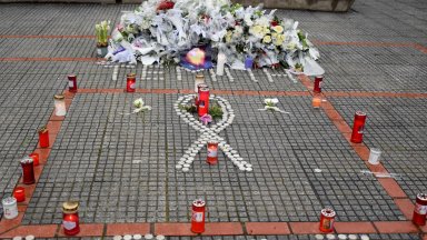 Броят на жертвите от влаковата катастрофа в Гърция продължава да