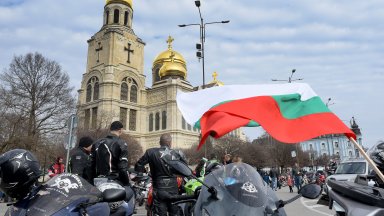 Спират движението по няколко варненски булеварда заради откриването на мотосезона в събота