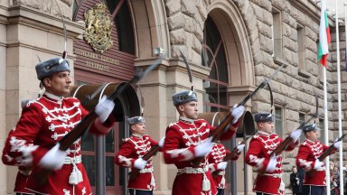 Президентът Румен Радев получи поздравителни адреси по повод честването на