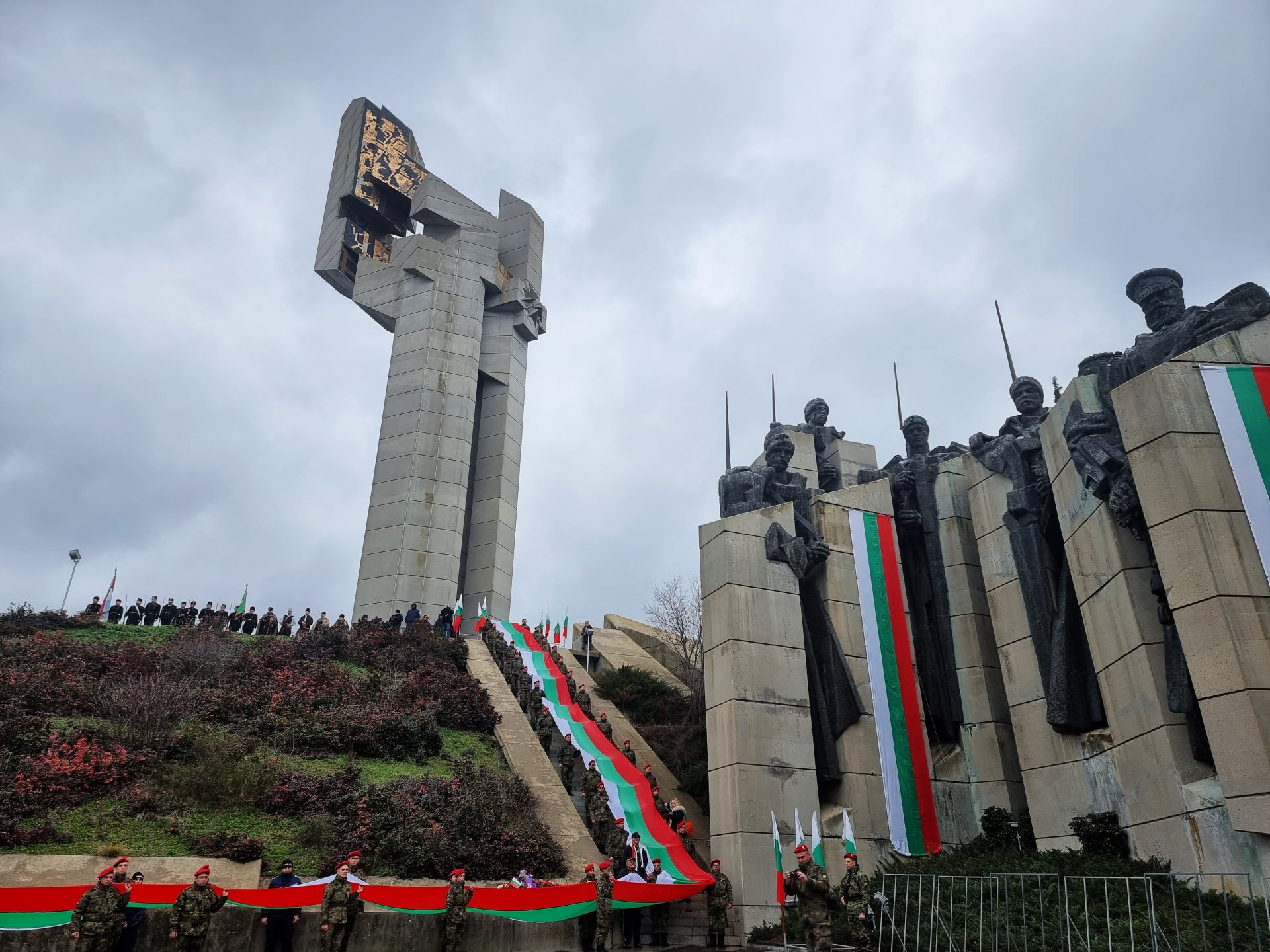 Паметникът "Бранителите на Стара Загора"