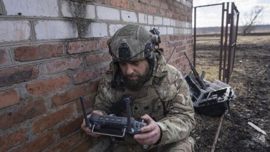 По заповед на украинската армия служителите на всички общински служби