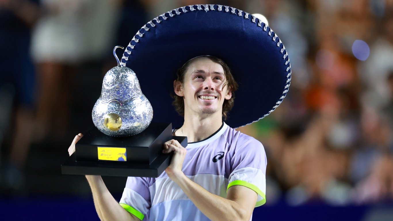 Австралиец издържа на маратонски 24 часа в Мексико и вдигна най-култовата купа в тениса