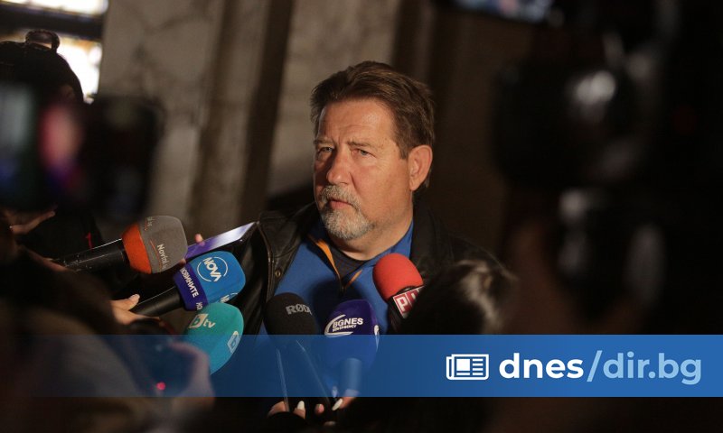 Близки на убитите в дискотека Соло се срещнаха с главния