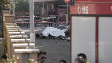 Двама италиански пилоти на военновъздушните сили загинаха днес след като