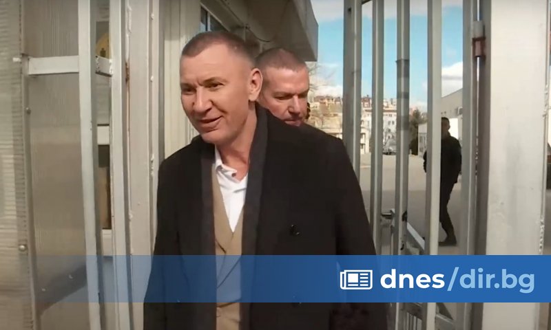 Никога нито аз, нито който и да е от моите