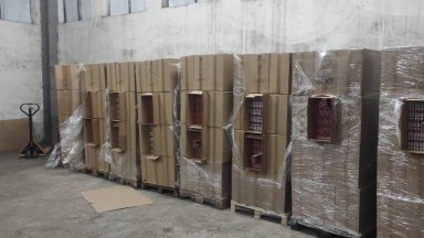 Антимафиоти от ГДБОП заловиха голямо количество цигари без бандерол в Червен