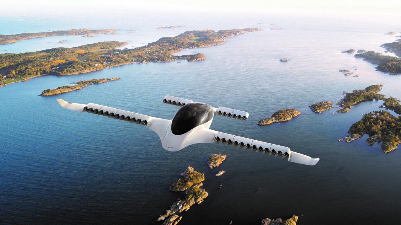 Прототипът на електрическия самолет Lilium е в състояние да развие скорост до 250 км/ч.