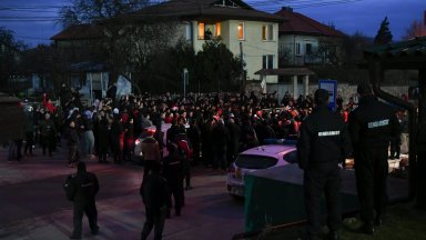 Въпреки че очакваните сблъсъци между фенове на ЦСКА 1948 и