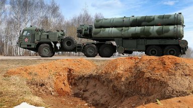 Украйна твърди, че е унищожила мощна система за ПВО на руска територия