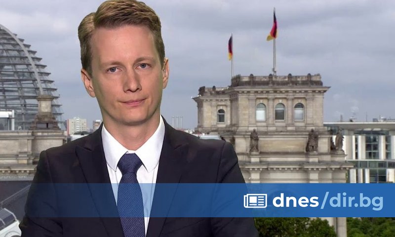 Издателската къща Аксел Шпрингер се разделя с тримата ръководители на