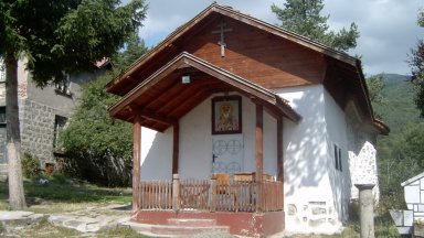 Кладнишкият манастир Свети Николай който от години е в окаяно