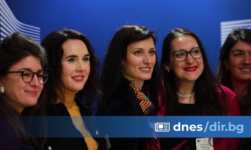 На Международния ден на жената в прочутата сграда Берлемон в