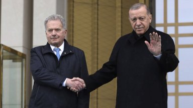 Турция и Унгария ще дадат зелена светлина на Финландия за