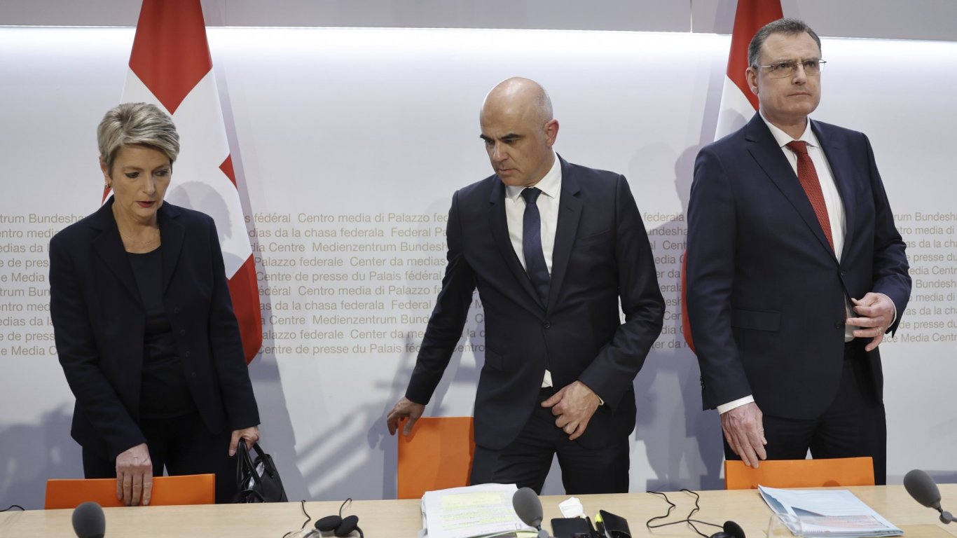 Швейцарският президент изненадващо обяви, че ще се оттегли от управлението в края на годината