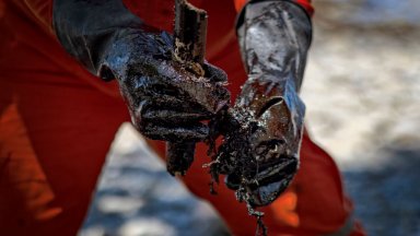 Кувейтската петролна компания обяви извънредно положение след разлив на нефт