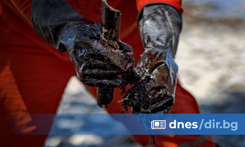 Кувейтската петролна компания обяви извънредно положение след разлив на нефт