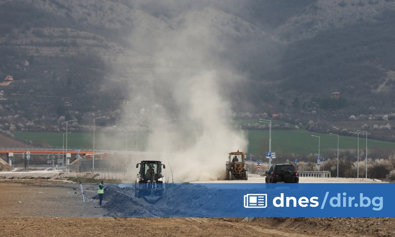 За Великден е планирано да бъде пуснат за движение участъкът