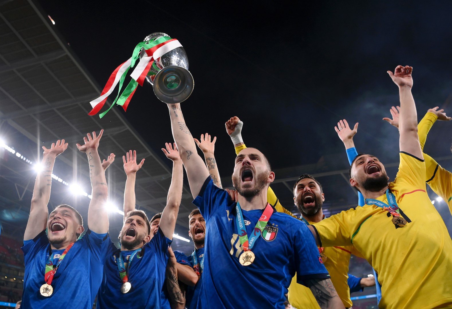 Италия -  шампион от Евро 2020, след като победи на финала Англия с дузпи. 
