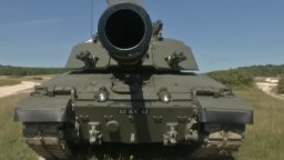 Великобритания отхвърли твърдението на Путин за боеприпасите с обеднен уран