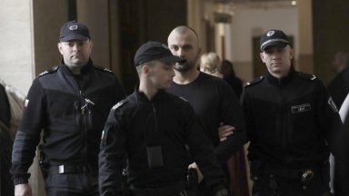 Чужденецът загина а съпругата му беше тежко ранена В хода