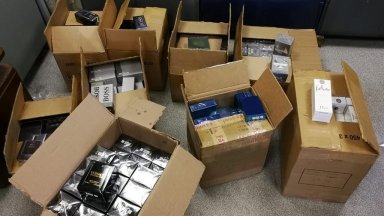 Митнически служители от териториалната дирекция на Агенция Митници в Русе