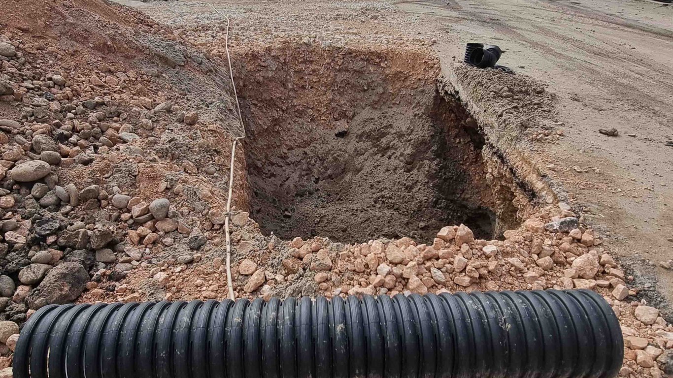 ВиК в Пловдив спука газопровод, няма обгазяване