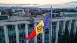 Европа организира среща на върха, за да предупреди Москва, че Молдова не е сама