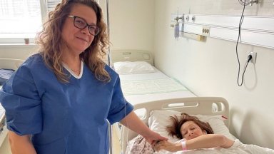 Петдесет и осемгодишната украинска бежанка Валерия Яроцкая роди здраво бебе