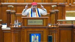 Румънска сенаторка по стъпките на Путин: Иска страната й да анексира територии на Украйна