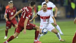 Турция оцеля в арменския Aд, мачът очаквано се превърна в корида