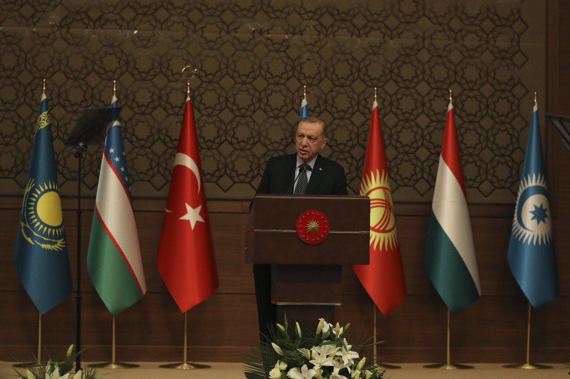 Реджеп Тайип Ердоган по време на срещата на тюркските държави в Анкара на 16 март