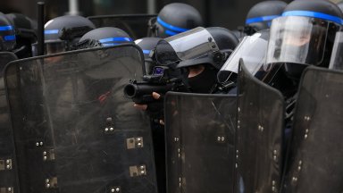 Франция се готви за десети ден на протестите срещу непопулярната