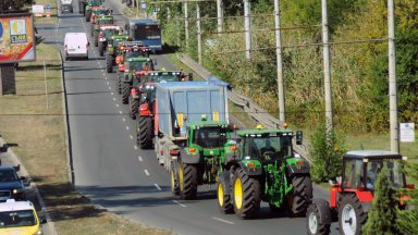 Зърнопроизводители блокират границата при Видин, Русе, Силистра и Кардам
