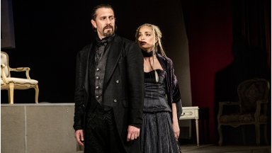 Бина Харалампиева с "Граф Монте Кристо" - на сцената на Младежки театър "Николай Бинев"