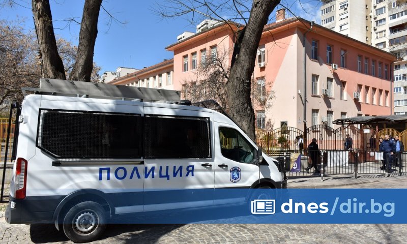 В късните часове на 5 април служители на дирекция Киберпрестъпност