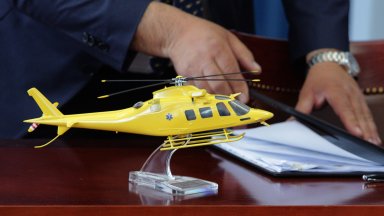 Цената на хеликоптерите е 113 438 000 без ДДС но