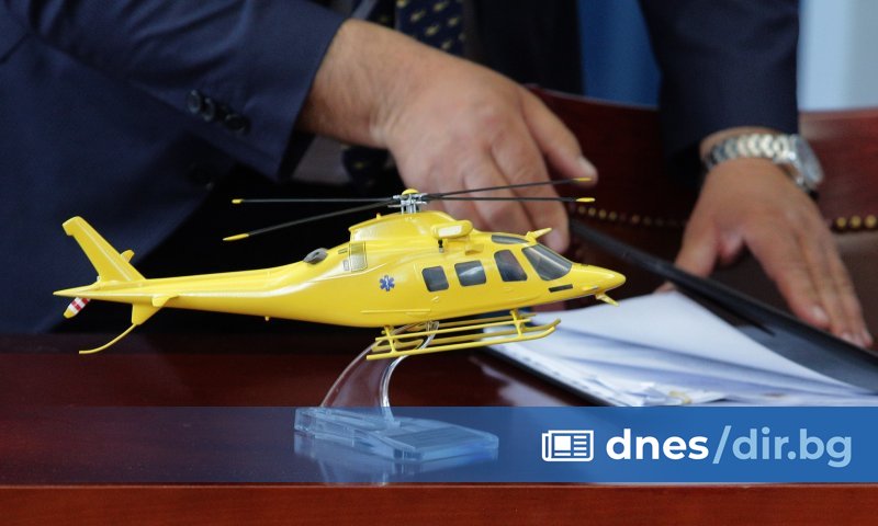 Цената на хеликоптерите е 113 438 000 без ДДС, но