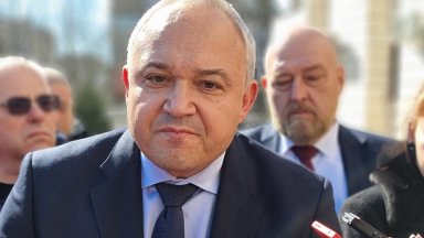 И допълни че събитията в прокуратурата не влияят на работата