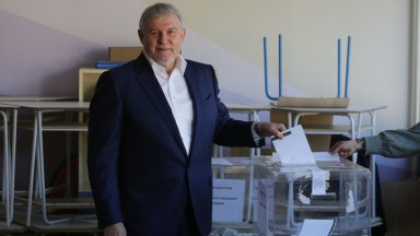 В отговор на въпрос за алтернативите след вота днес Христов