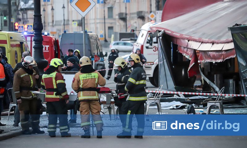 Пострадали са 16 души. Мощността на взривното устройство е била