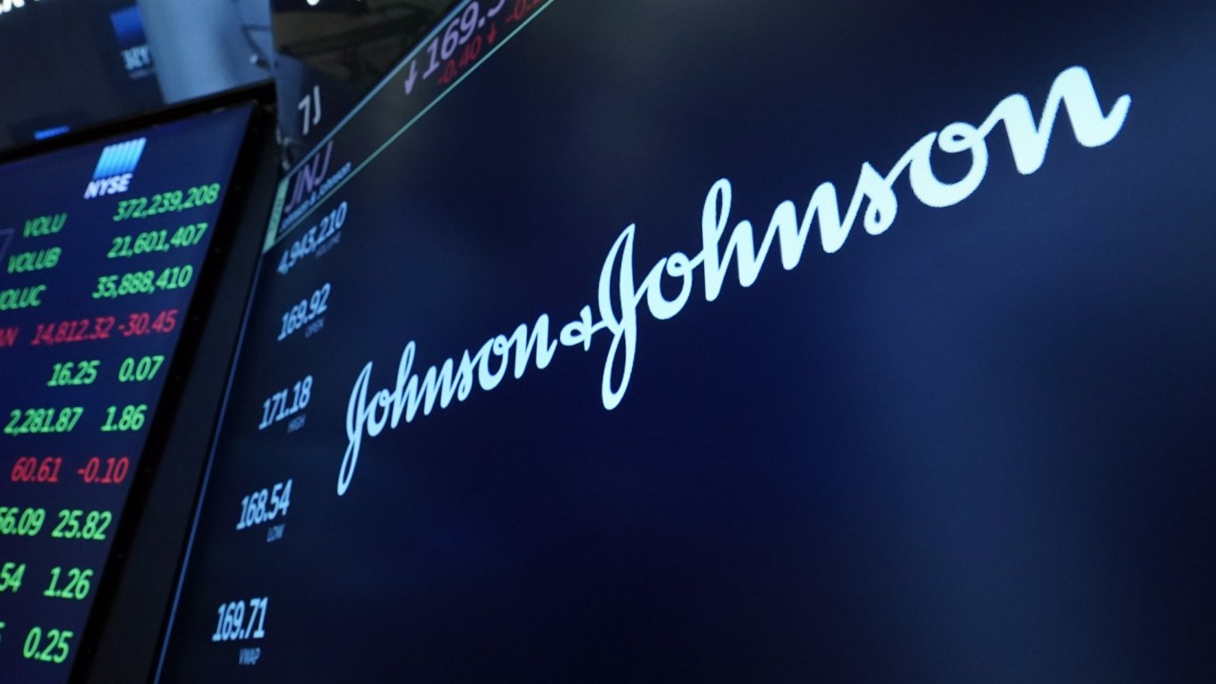 J&J предлага $8,9 млрд., за да се отърве от делата за смятаната за канцерогенна пудра талк