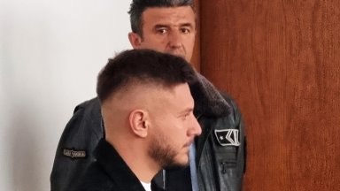 Съдът разглежда предоставените писмени доказателства по делото ще бъдат разпитани