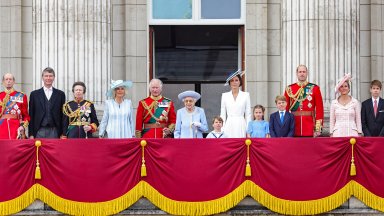 За коронацията на крал Чарлз Трети на балкона ще бъдат допуснати само "работещи кралски особи"