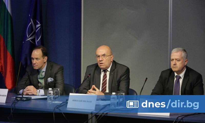 На изборите в чужбина гласуваха малко над 185 000 български